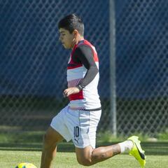 Chofis López “tunea” su auto con los Mexicánicos