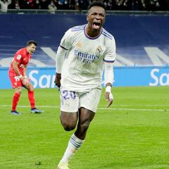 Real Madrid vs Sevilla summary: score, goals and highlights - LaLiga 2021/22