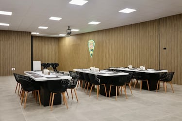 El Arcángel “pone la bandera” a sus obras de verano