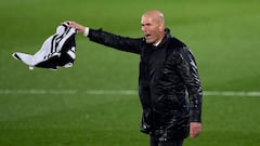 Real Madrid 2-1 Barcelona | Zidane unbothered by Koeman's Clásico complaints