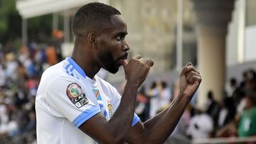 Bakambu: "Es halagador que te relacionen con el Barcelona"