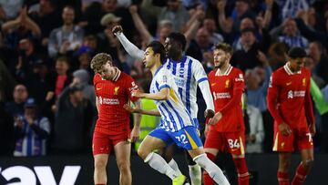 Soccer Football - Premier League - Brighton & Hove Albion v Liverpool - The American Express Community Stadium, Brighton, Britain - May 19, 2025 Brighton & Hove Albion's Kaoru Mitoma celebrates scoring their second goal with Carlos Baleba Action Images via Reuters/Matthew Childs EDITORIAL USE ONLY. NO USE WITH UNAUTHORIZED AUDIO, VIDEO, DATA, FIXTURE LISTS, CLUB/LEAGUE LOGOS OR 'LIVE' SERVICES. ONLINE IN-MATCH USE LIMITED TO 120 IMAGES, NO VIDEO EMULATION. NO USE IN BETTING, GAMES OR SINGLE CLUB/LEAGUE/PLAYER PUBLICATIONS. PLEASE CONTACT YOUR ACCOUNT REPRESENTATIVE FOR FURTHER DETAILS..
