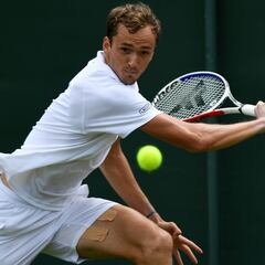 Wimbledon sigue debatiendo sobre si deja jugar a Medvedev