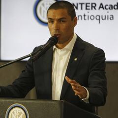 Iván Ramiro Córdoba presenta academia del Inter en Medellín