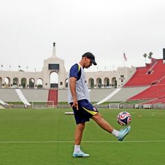 Los altercados en Los Ángeles cambian los planes de Simeone y Luis Enrique