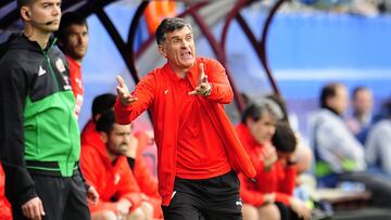 Mendilibar: "El Alavés se adapta a todas las formas de juego"