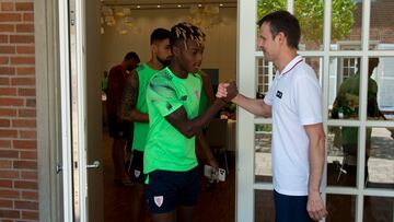 El presidente Uriarte, con Nico Williams