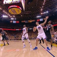 ¿Mete el pie a propósito Pachulia en la lesión de Kawhi Leonard?