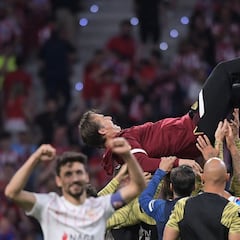 Lopetegui, el manteo que difumina un montón de dudas