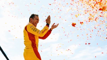 Álex Palou celebra su vigésima victoria en la IndyCar tras el triunfo con el Chip Ganassi en San Petersburgo.