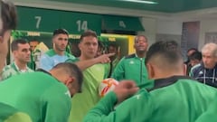 Con Pellegrini presente: la notable arenga en el camarín de Betis