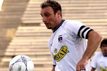 El delantero argentino identificado con Colo Colo regresó en 1995 a Universidad Católica.