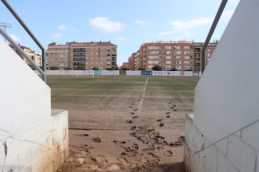 Campos de fútbol destrozados por la DANA en Valencia