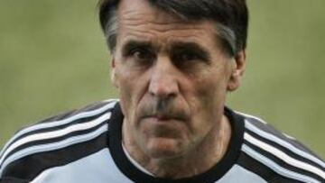 Hugo Tocalli acuerda su vinculación con el Quilmes