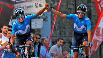 Landa y Carapaz celebran el doblete de Movistar en Asturias.