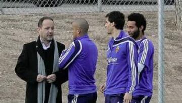 Gay pide a la plantilla más carácter y agresividad