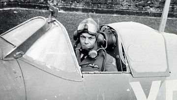 Segunda Guerra Mundial invento botones Royal Aviation Force brújula