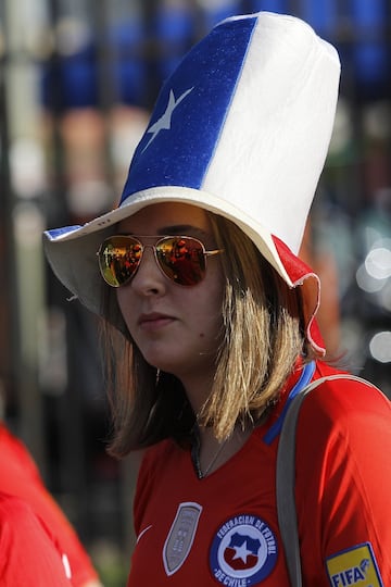 Belleza y color en la previa del duelo eliminatorio de la Roja