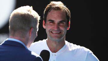Roger Federer sets up charity doubles match with Bill Gates