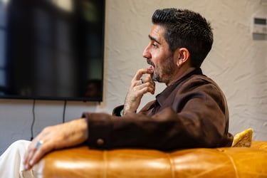 Álex Ubago: “Mucha gente se sorprendería si se viniera conmigo de farra...”