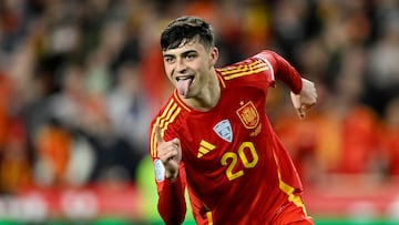 Big stars put on obscene show in “soccer porn”