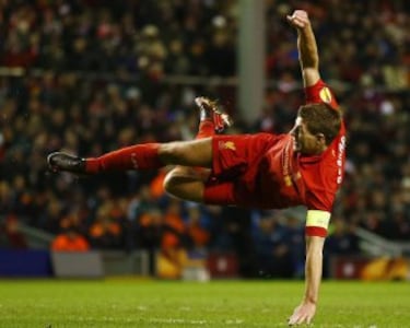 Steven Gerrard. Siempre fiel al Liverpool, ha rechazado varias propuestas de grandes clubes de Europa.