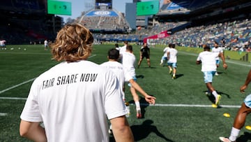 Atención al golazo de Pedro De la Vega en entrenamiento de Sounders