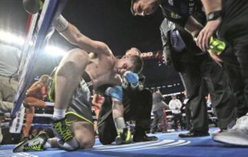 Las mejores imágenes del recital de Canelo frente a Smith