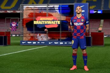 Braithwaite ya luce la camiseta del Barcelona