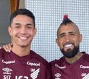 ¿Qué número de camiseta ocupará Arturo Vidal en el Athletico Paranaense?
