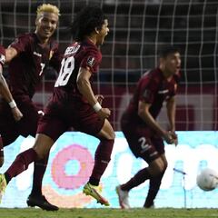 La nueva figura de Venezuela da las cuatro grandes virtudes del futbolista chileno