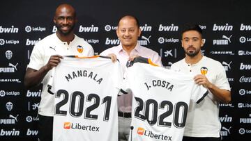 Mangala, Murthy y Jaume Costa.