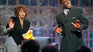 <b>MEZCLA EXPLOSIVA.</B> Tina Turner y Magic Johnson, en la ESPN.