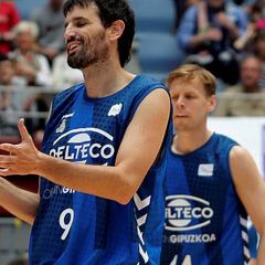 Asier De la Iglesia: un debut histórico contra la esclerosis