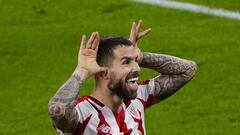 Iñigo Martínez celebrando el gol de la victoria para el Athletic de Bilbao