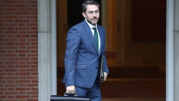 Maxim Huerta, ministro de Cultura y Deporte, llega a su primer Consejo de Ministros a La Moncloa.