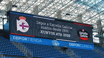 El anuncio en el marcador de Riazor del acuerdo entre Deportivo y Estrella Galicia.