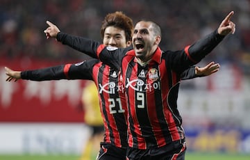 Futbolista español nacionalizado japonés. Nació en Granada pero lleva desde los 3 años viviendo en Japón, ha jugado con la selección nipona sub23. Actualmente juega en el Kyoto Sanga, en la imagen aparece con su anterior equipo