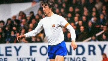 Johan Cruyff white Barcelona shirt