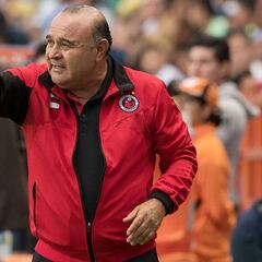 Juan Antonio Luna deja de ser técnico de Veracruz