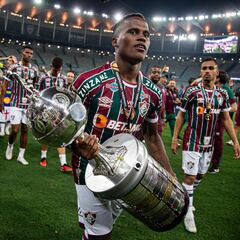 Jhon Arias, destacado en Brasil por sus asistencias