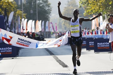 Jacob Kibet Chulyo y Gladys Yepkemoi se quedaron con la edición 2019 de la carrera que se realizó por las calles de la capital. 