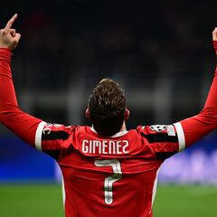 Así fueron los goles de Santiago Giménez con el Milan