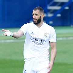 Benzema: "Unos ven el fútbol diferente y otros, sólo los goles"