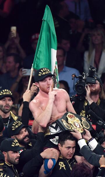 'Canelo' Álvarez festejó su triunfo sobre Gennady Golovkin