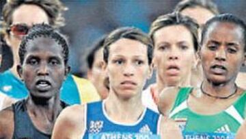 <b>LA DELATORA. </b>Hind Dehiba durante los Juegos de Atenas 2004.