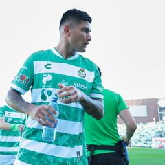 Bruno Amione hace soñar a Santos