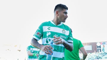 Bruno Amione of Santos during the 13th round match between Santos and Leon as part of the Liga BBVA MX, Torneo Apertura 2025 at TSM Corona Stadium, on October 18, 2025 in Torreon, Coahuila, Mexico.