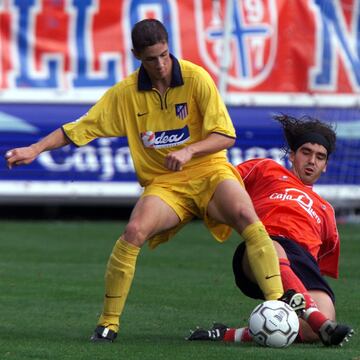 En la temporada 2001/02 sería la primera vez que el club vestiría de amarillo. Años siguientes repetiría.