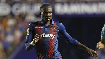 Dwamena no entrena y prepara su salida del Levante